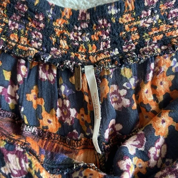 Free People‎ Orange and Purple Cargo Shorts - Picture 5 of 9